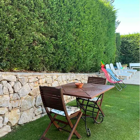 Appartement T3 Avec Jardin Et Piscine Privee à Velaux Extérieur photo